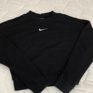 Women’s XS Nike top with open back